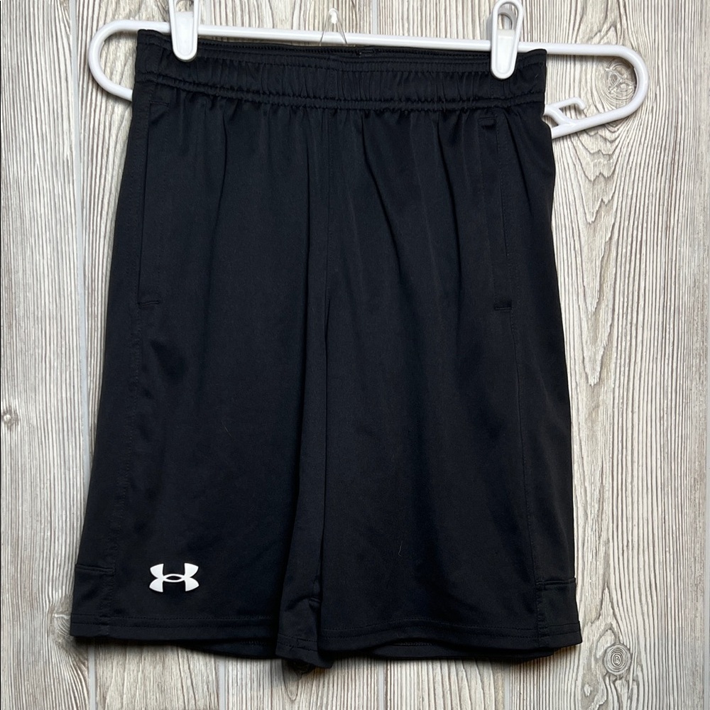 Under Armour Black Performance Shorts Youth Large